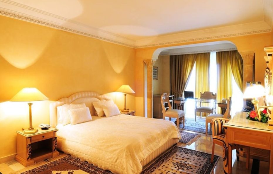 Golden Yasmin Mehari Hammamet